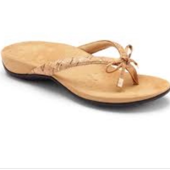 Vionic Shoes - VIONIC BELLA TOE POST SANDALS SIZE 8
